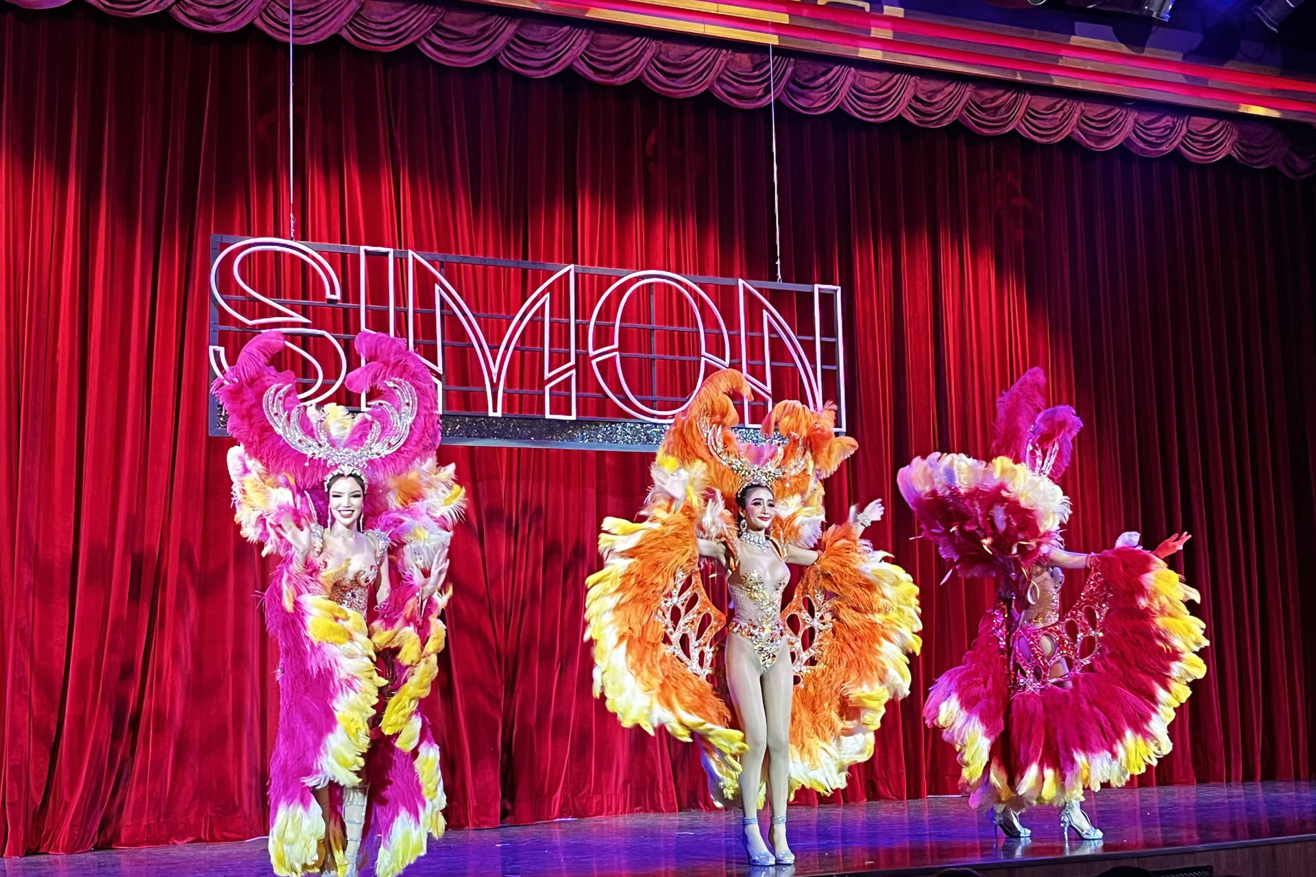 Simon Show — taneczna rewia
